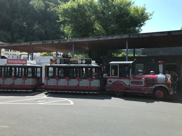 092D4A91-8FE2-412D-BDC2-BFB92A3DBAAB