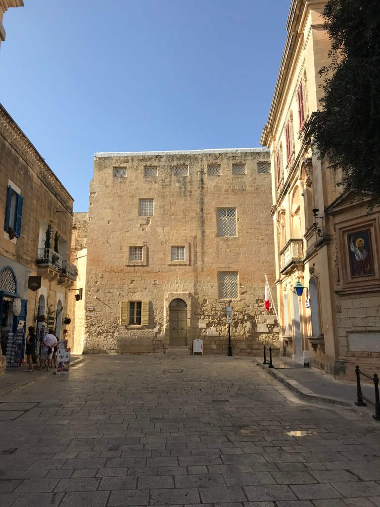 2BBD8BFB-6BD2-4146-91B3-9A310A6A46D5