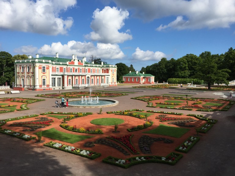 74D85588-1FE8-4946-B596-EF49D86F93F3