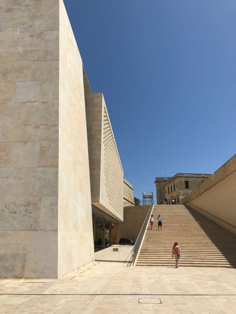 765486D2-81A4-41F7-84EA-B2569842A344