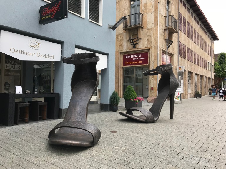 A2130B12-04A7-4B84-993C-3DC70B52F687