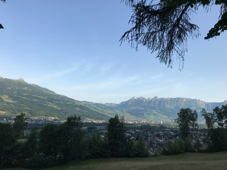 AE8F8BE2-5F9C-4A02-99DA-C43D1DB912EA